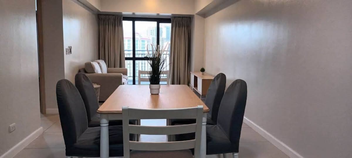 For Rent 3Br at Gentry Residences - photo 4