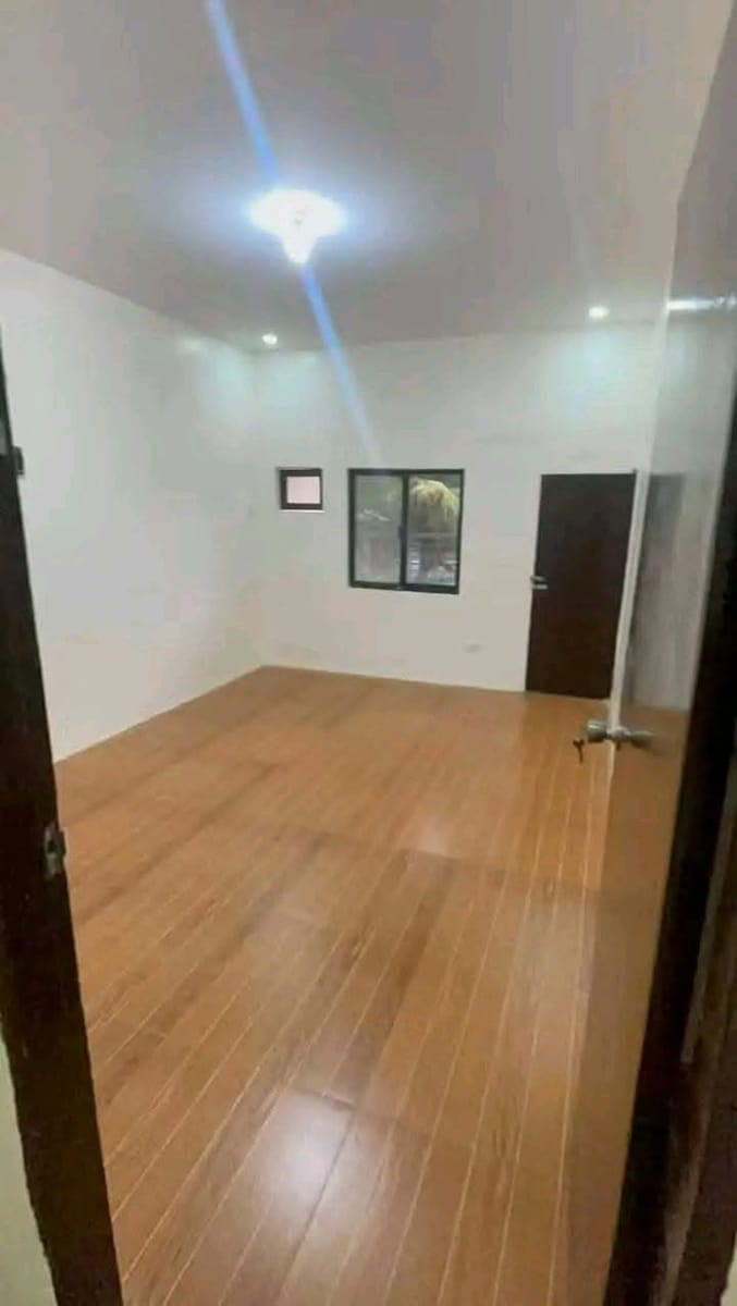 🏫3 BEDROOM HOUSE FOR RENT ( NEWLY RENOVATED ) Talon5 Las Pinas - photo 5