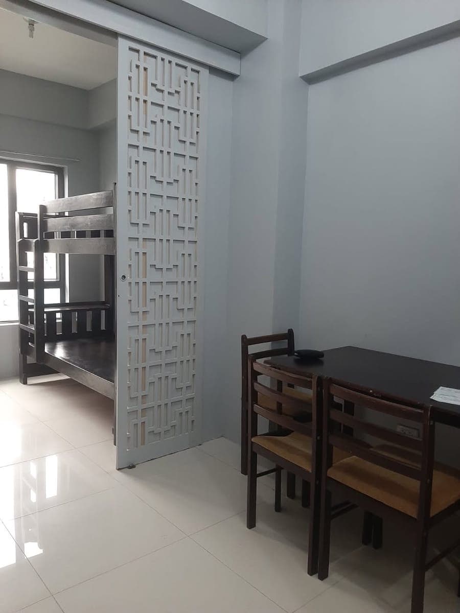 🏢 CONDO FOR RENT NEAR UST - photo 1