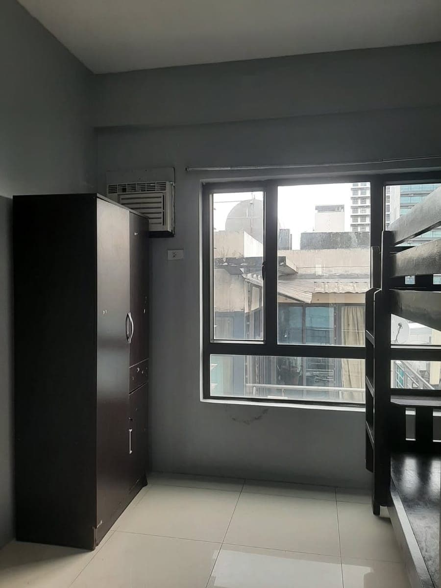 🏢 CONDO FOR RENT NEAR UST - photo 2
