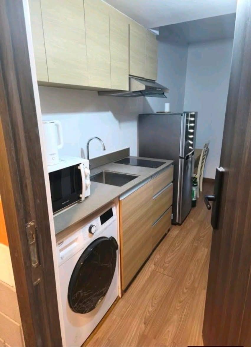 For rent at The Rise Makati City - photo 2