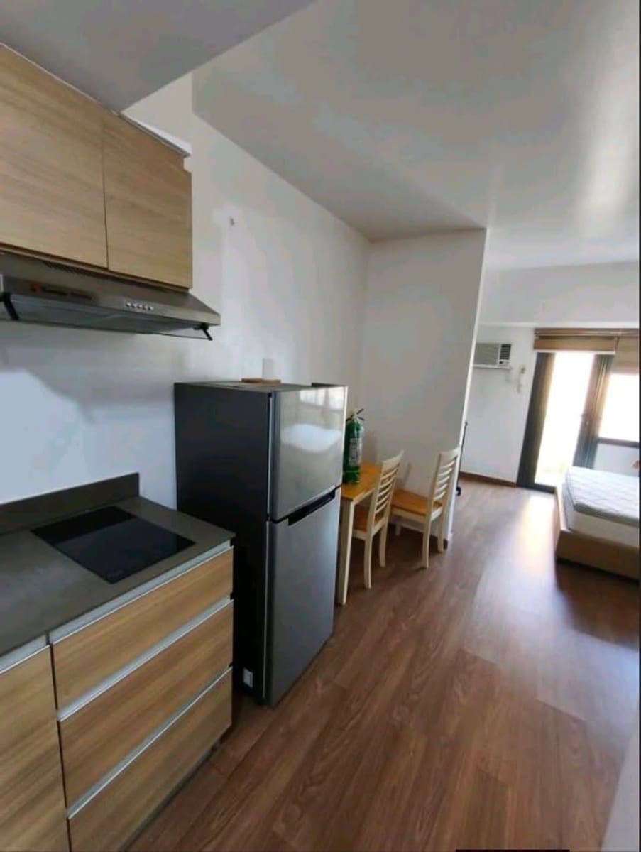 For rent at The Rise Makati City - photo 5