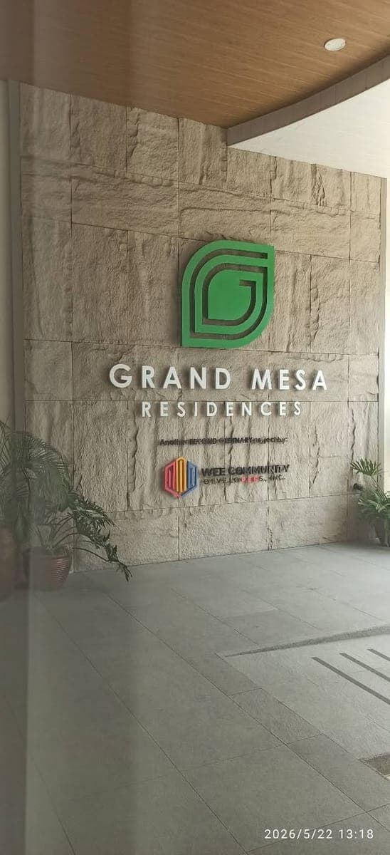 Available long term for rent 1br bare newly turn over. - photo 1