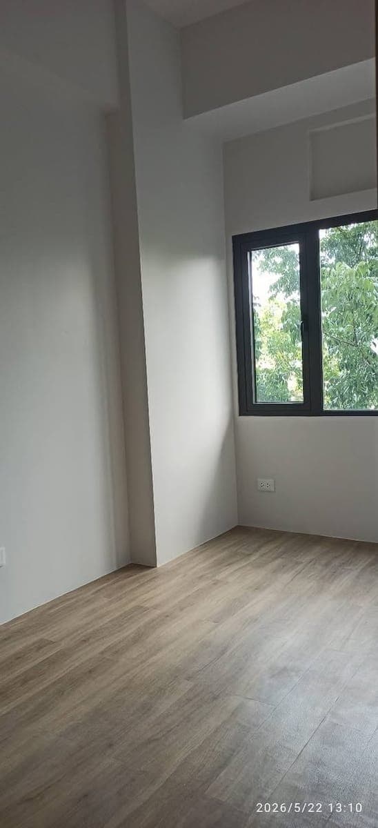 Available long term for rent 1br bare newly turn over. - photo 4