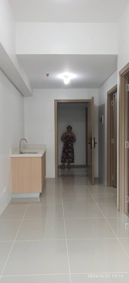 Available long term for rent 1br bare newly turn over. - photo 5