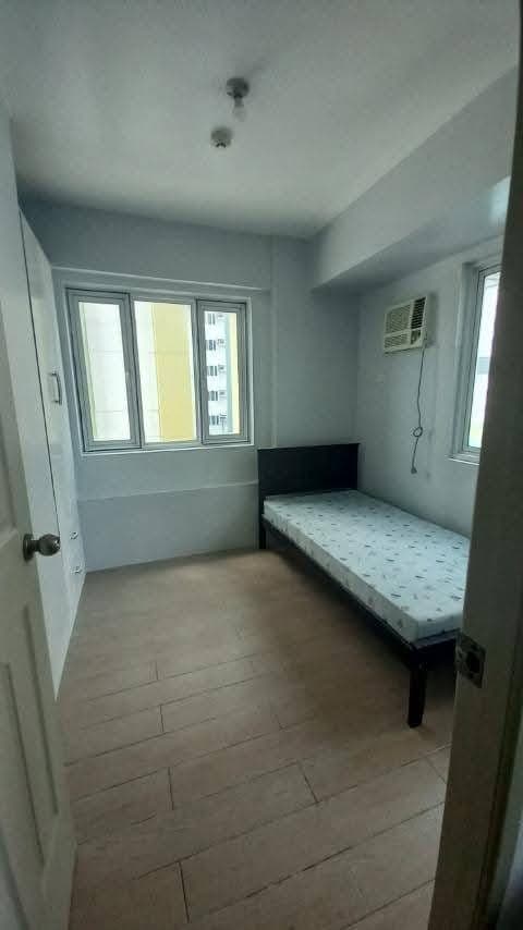 🏢 Condo for Rent – MPlace Tower A South Triangle Quezon City! - photo 2
