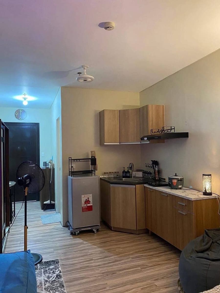 🏢 RUSH CONDO FOR RENT – ₱12,500/month - photo 1
