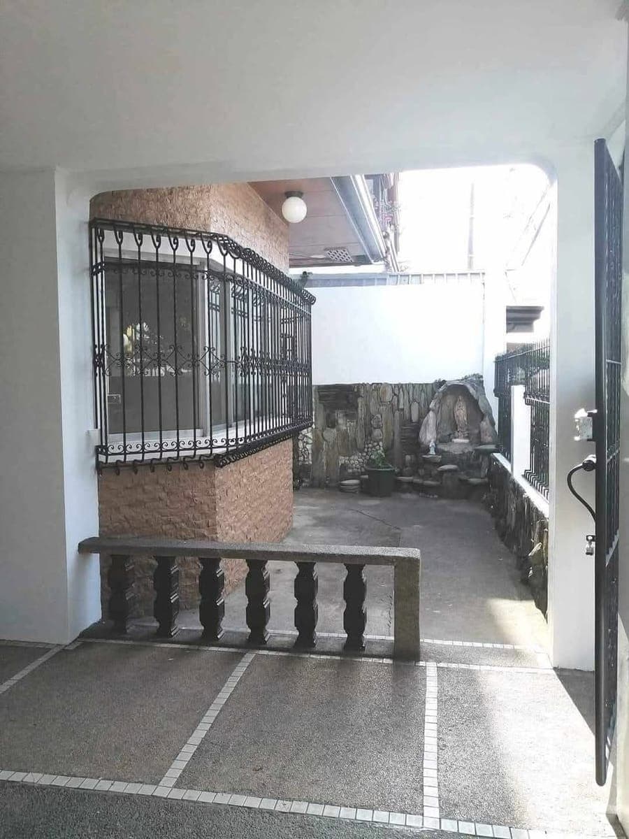 house and lot for sale or rent if for sale Vista Real Executive Village Quezon City. Ever Gotesco Co... - photo 2