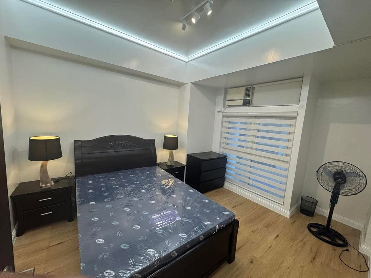 NEWLY RENOVATED 1BR WITH BALCONY – POOL VIEW! 🔥 - photo 4