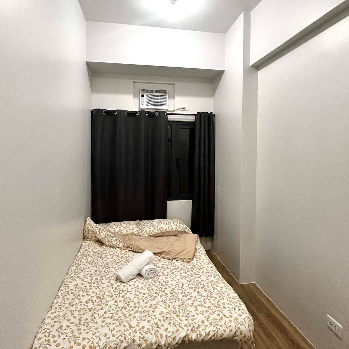 Available longterm for rent 1br fully furnished with balcony Tower 2 DM for actual unit viewing sche... - photo 4