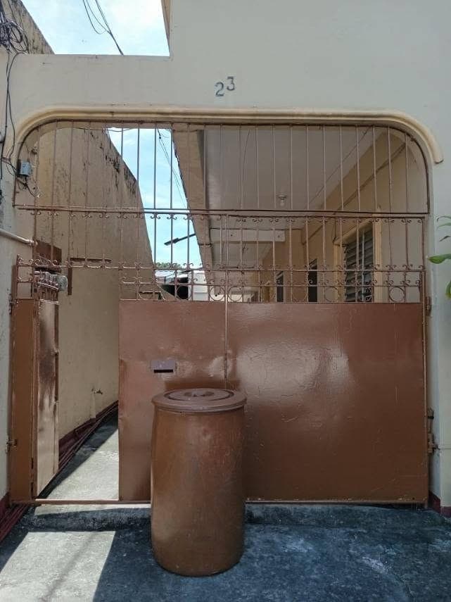 2 STOREY APARTMENT FOR RENT - photo 1
