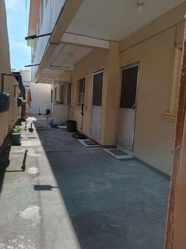 2 STOREY APARTMENT FOR RENT - photo 2