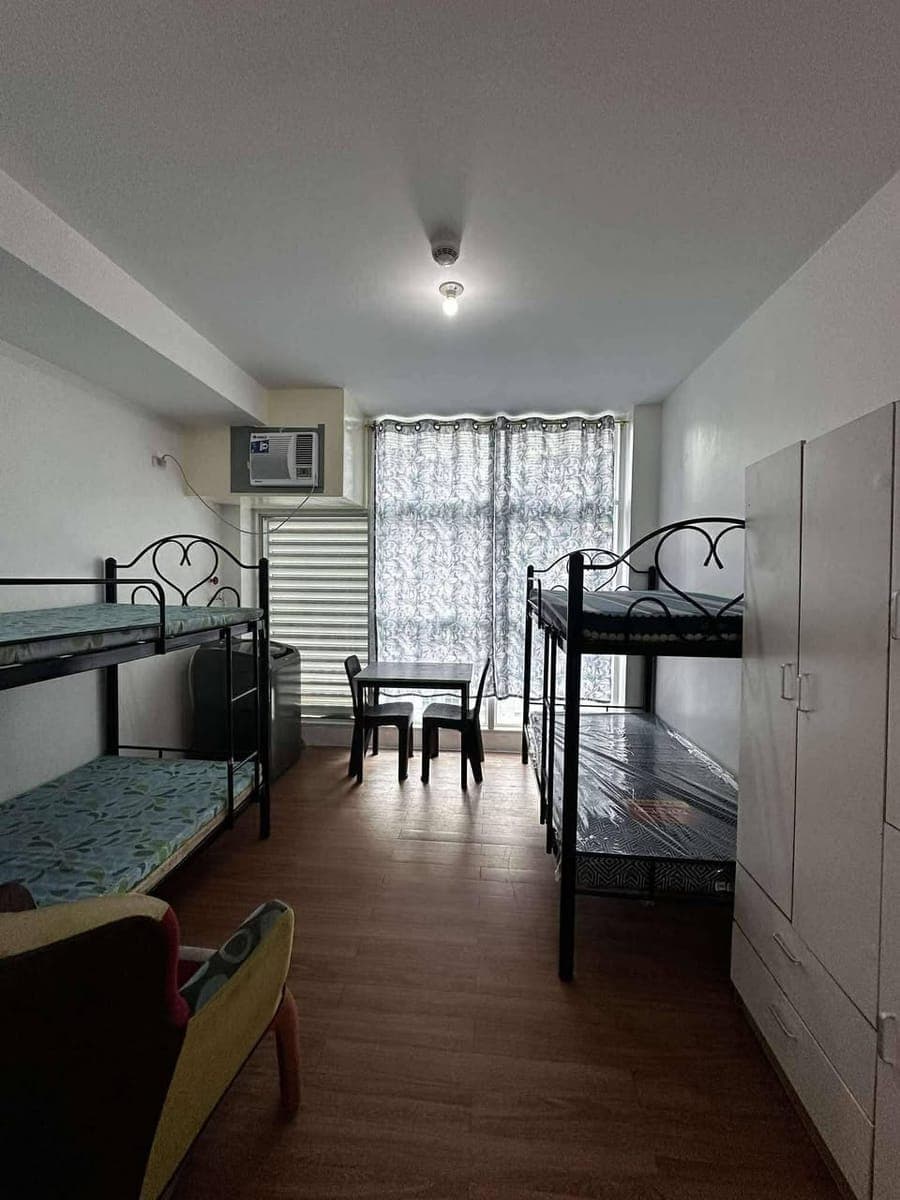 📢 Looking for 1 Female Tenant - photo 1