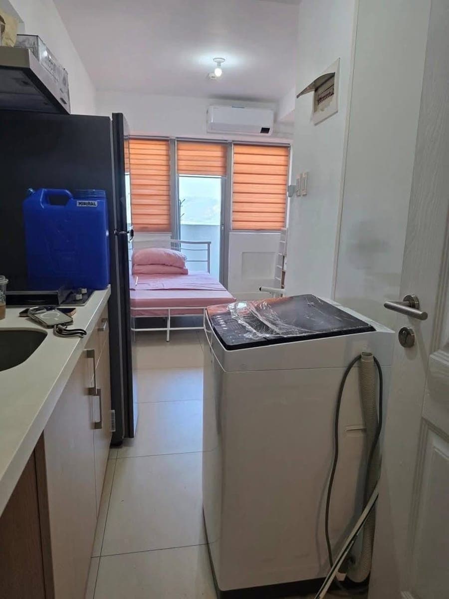 FOR RENT: ₱16,000/month. | Inclusive association dues - photo 3