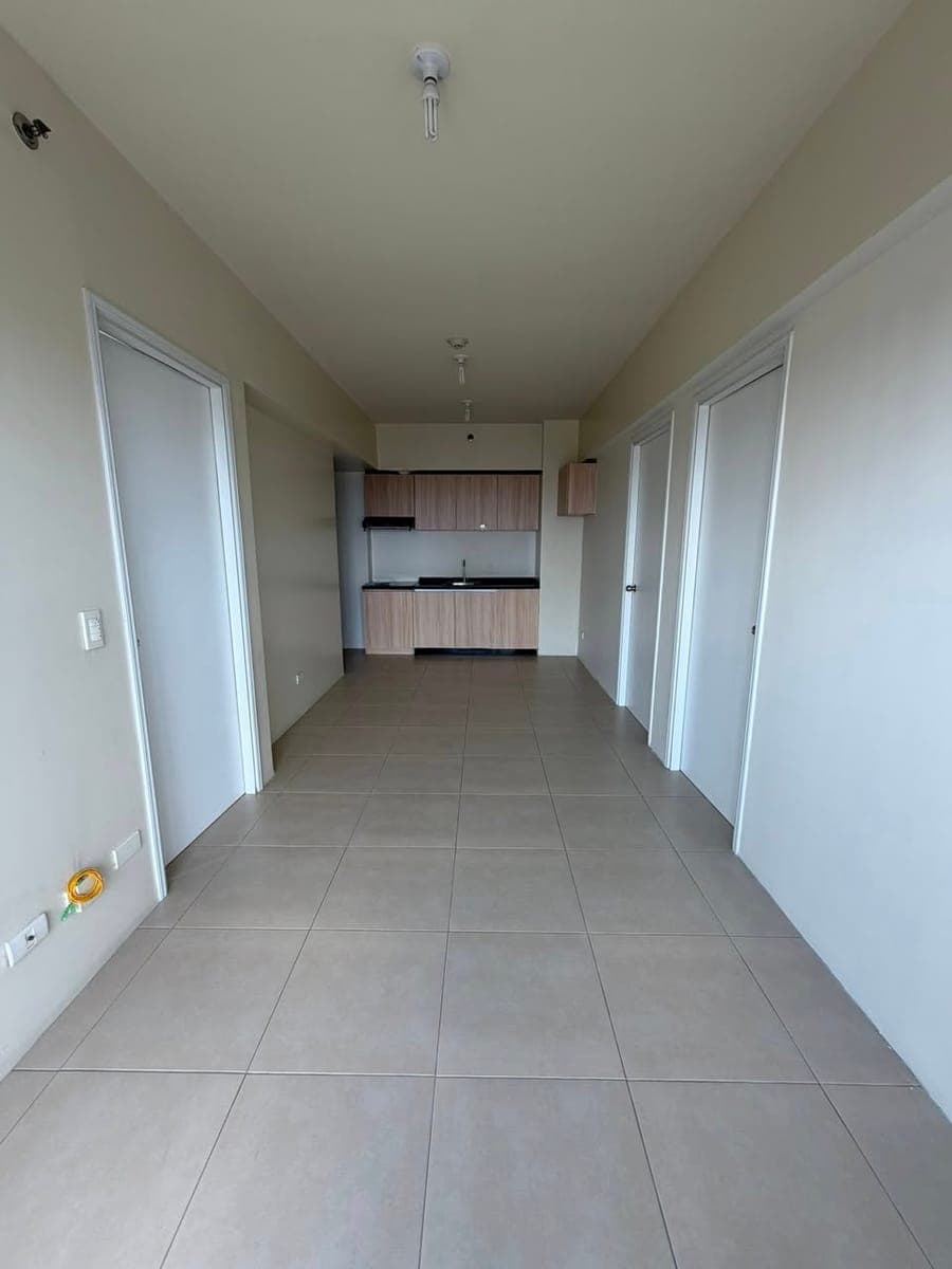 CONDO UNIT IN BALINTAWAK under AYALA LAND - photo 4