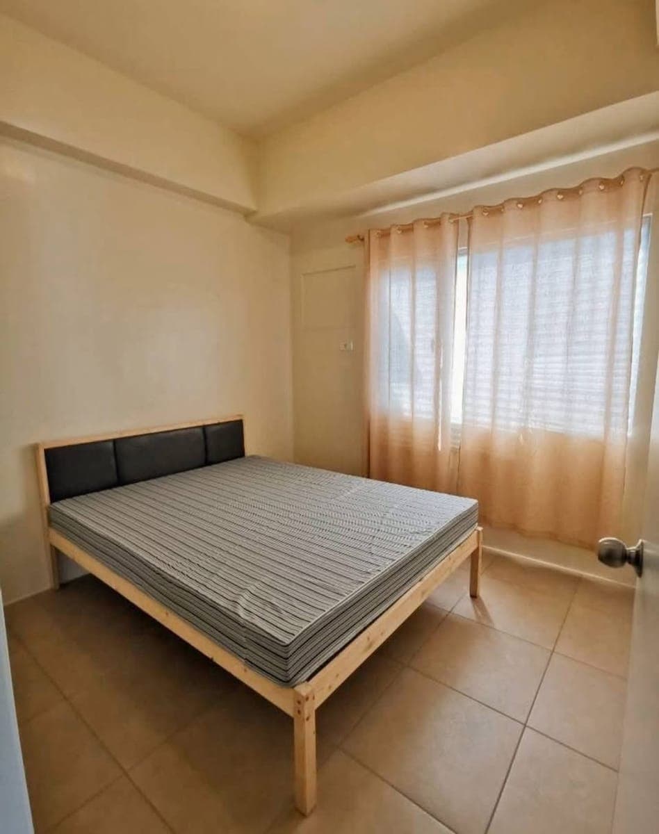 CONDO UNIT IN BALINTAWAK under AYALA LAND - photo 2