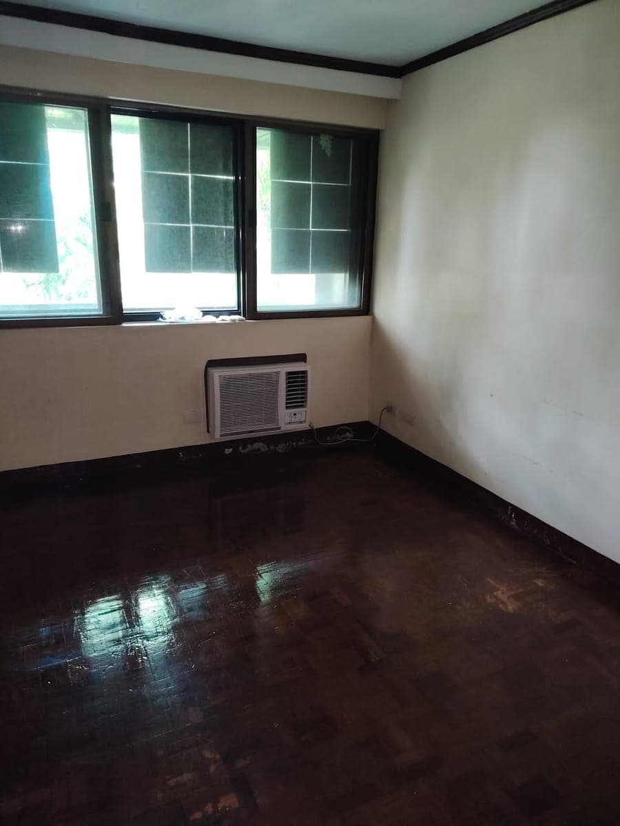 Unfurnished Two BedRoom Unit for Rent in Galeria De Magallanes Makati City - photo 2