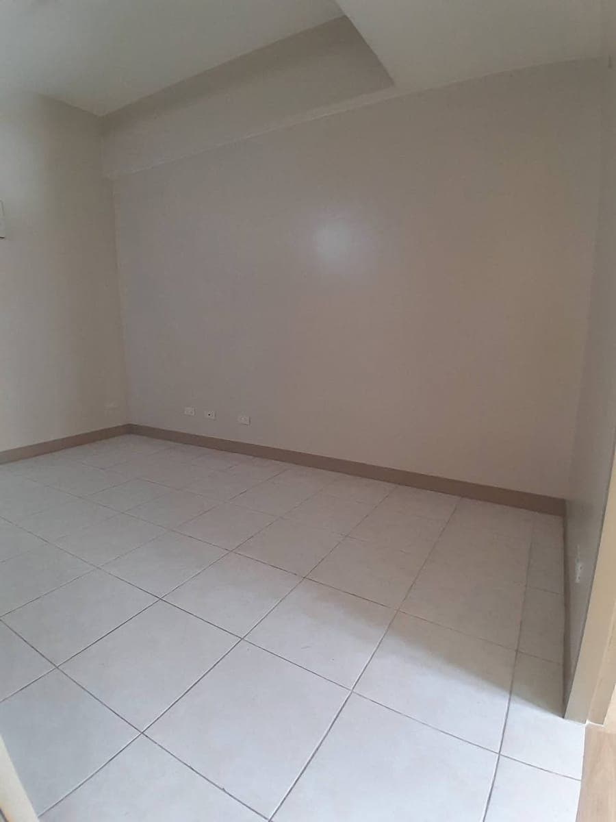 2-BEDROOM BARE  unit with balcony FOR RENT - photo 5