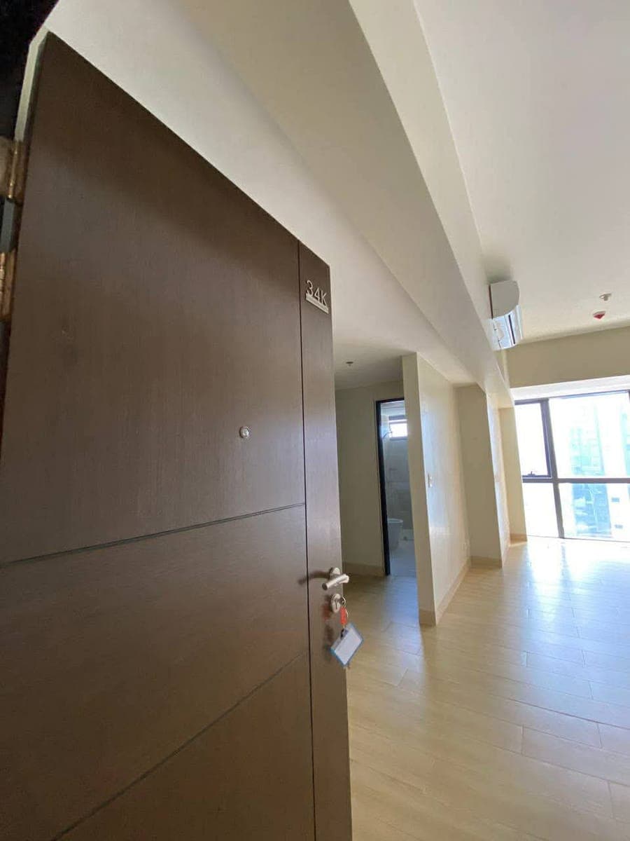 🏙️ For Rent | One Eastwood Tower 2 – 34th Floor ✨ - photo 3