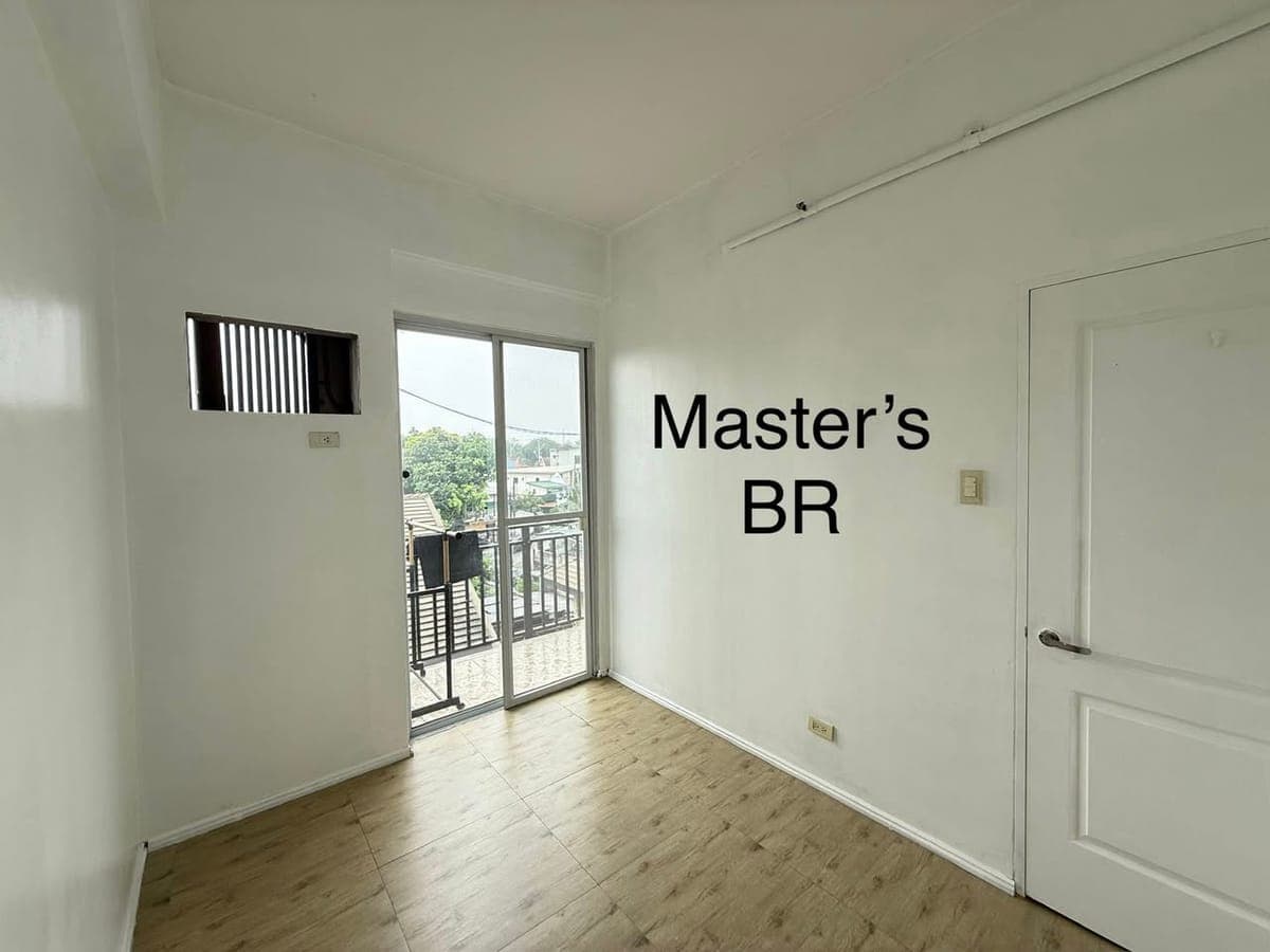 FOR RENT – 2BR Condo with Balcony 🌇 - photo 2