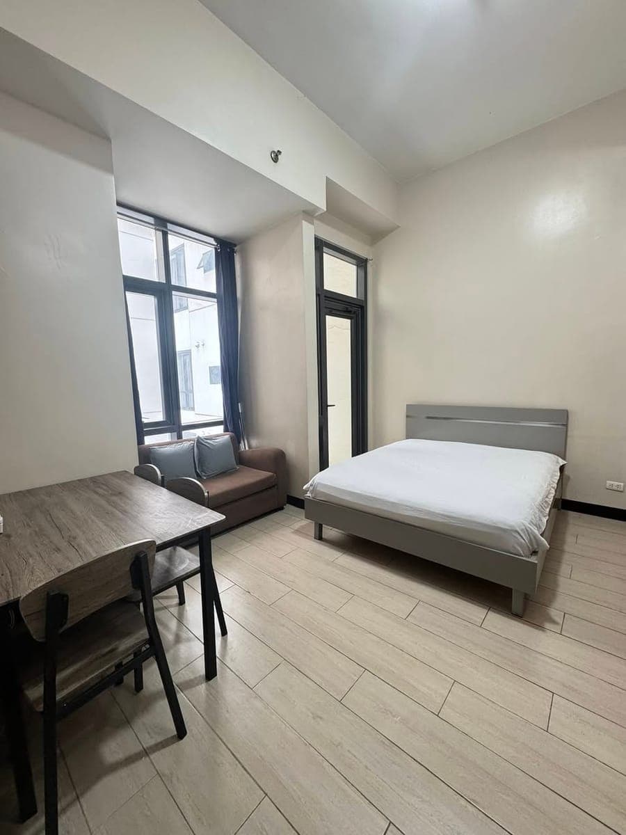 READ! AVAILABLE FOR VIEWING! 24k 1+1 (1 mon advance 1 mon deposit) Pet-friendly (1 small pet) - photo 2