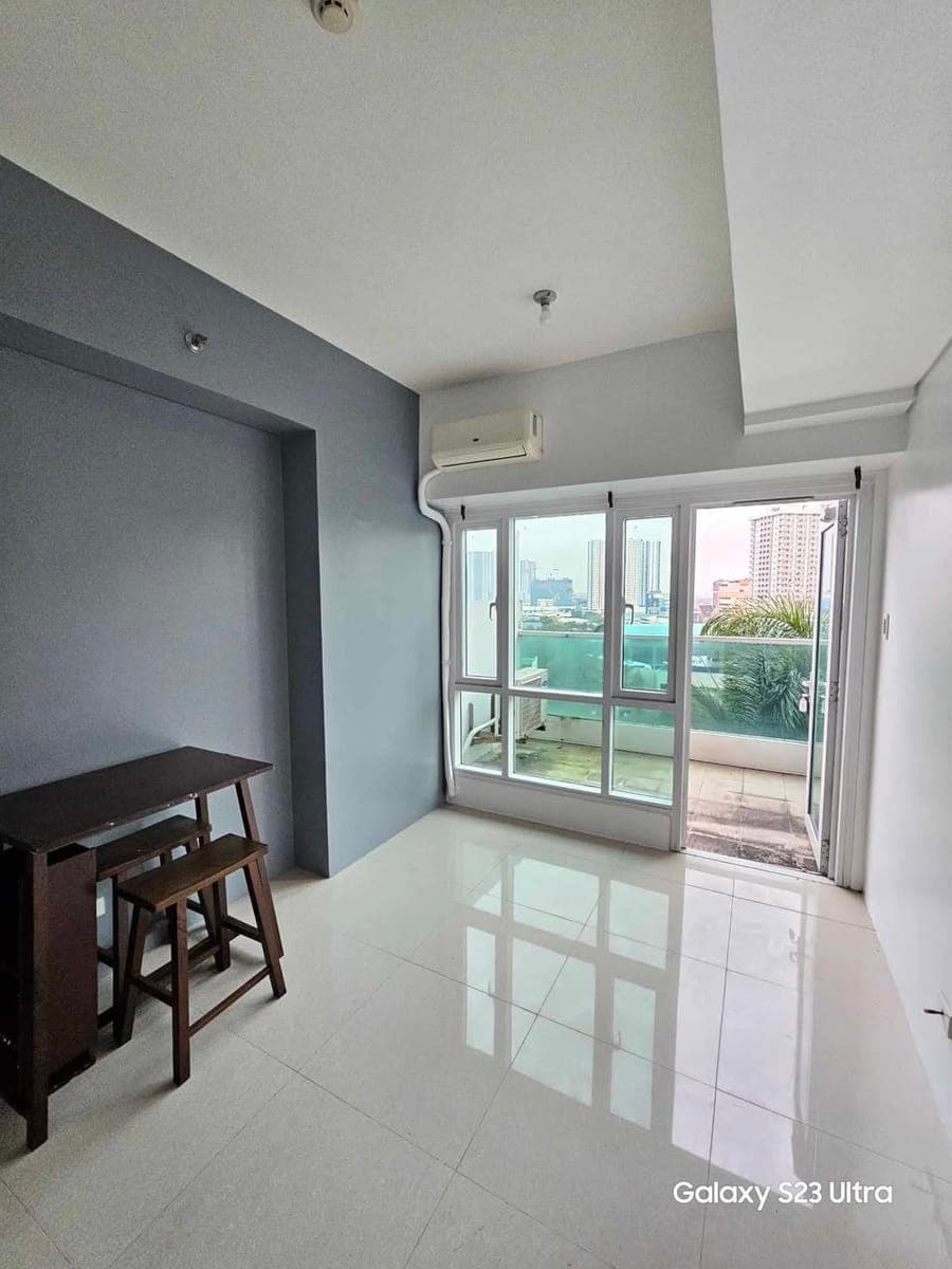 Beacon Tower | Condo Unit For Rent - photo 5