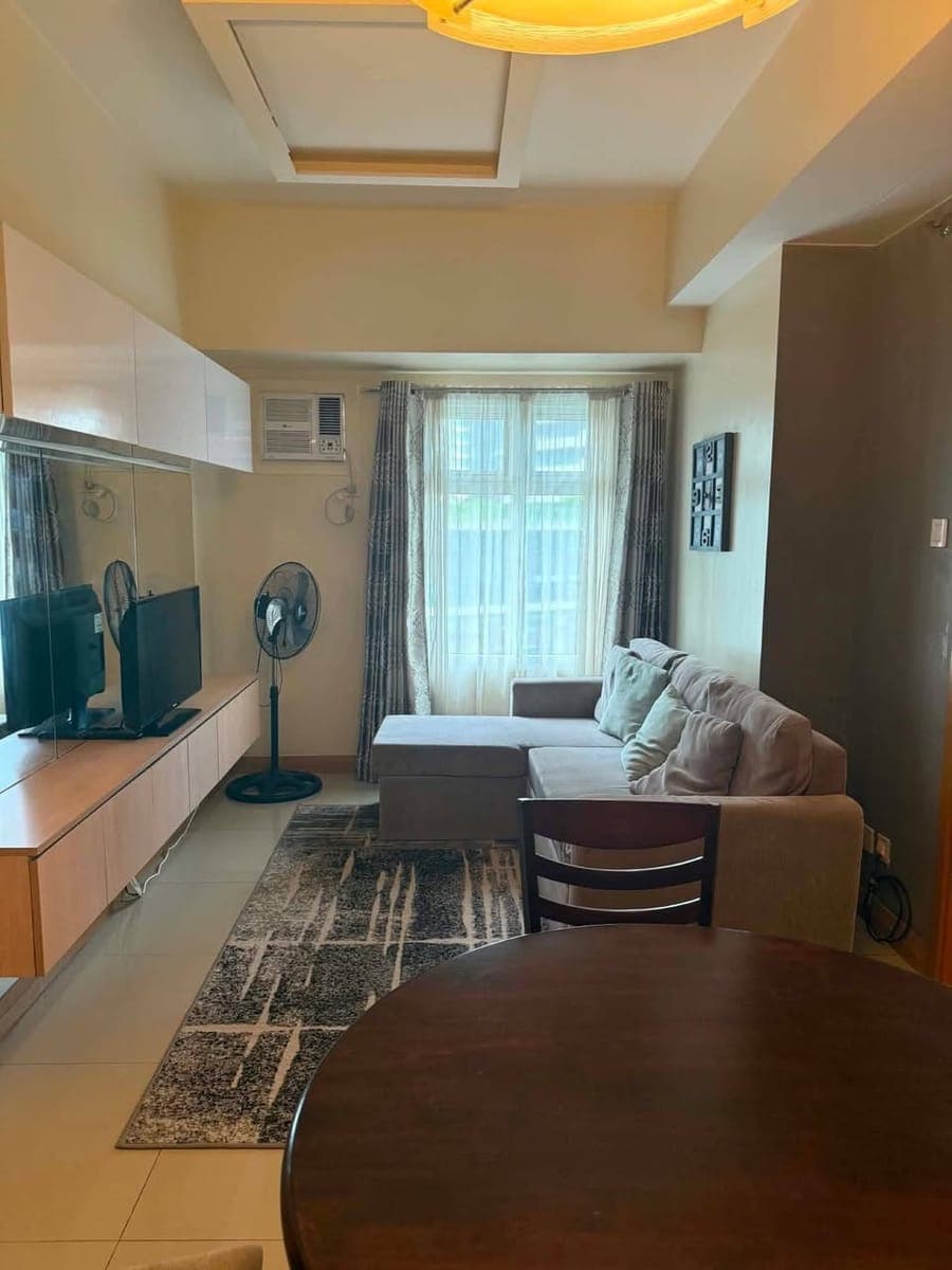 For rent 1 bedroom unit at trion tower bgc for tenant only. - photo 1