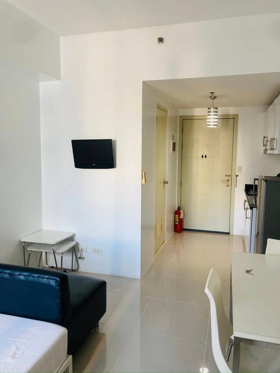 FOR RENT - photo 2