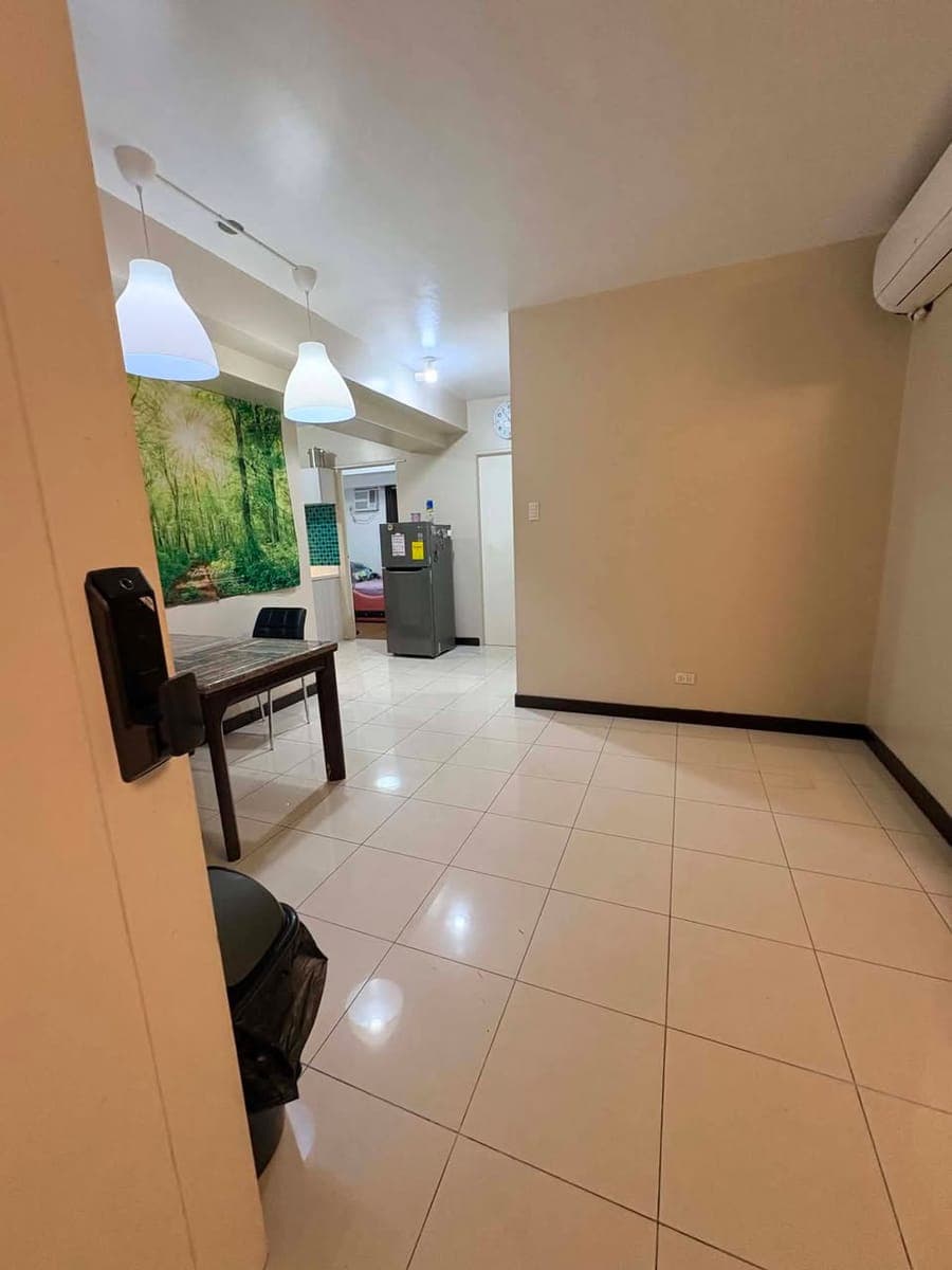 **FOR RENT!!** 3 bedroom 2 toilet - photo 1