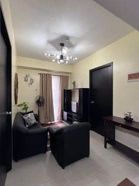 For Lease - photo 1