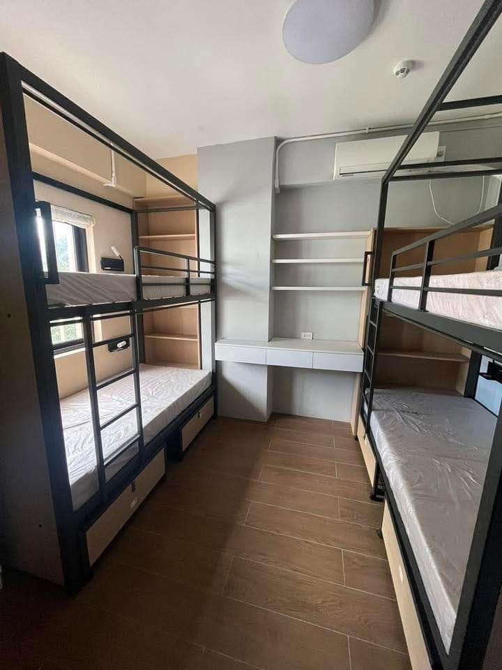 Looking for 1 female tenant (upper bed available) - photo 1