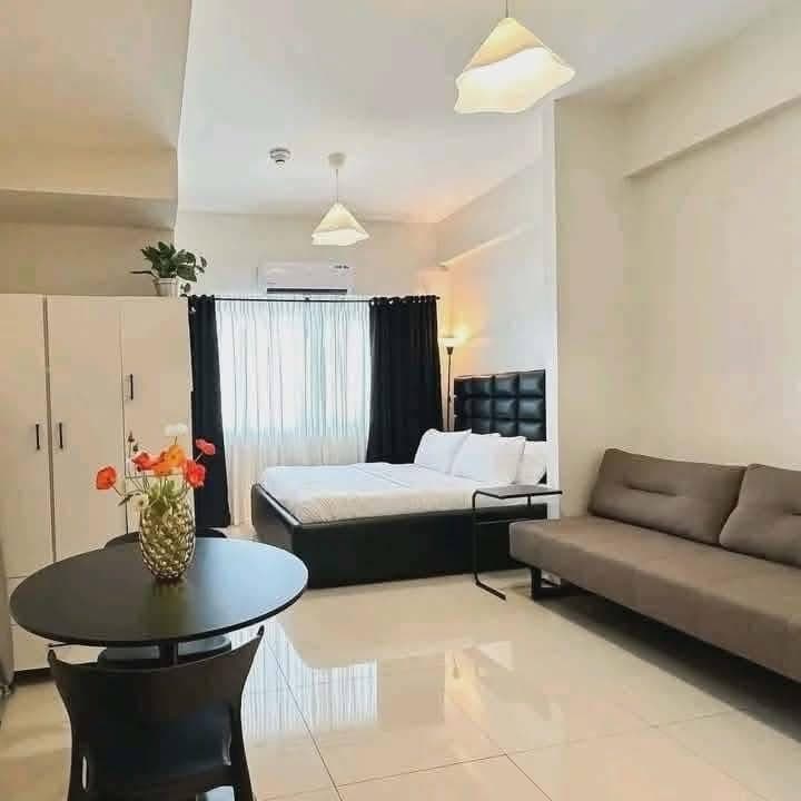 28K MONTHLY‼️1-BEDROOM CONDO UNIT 100 WEST MAKATI - photo 3