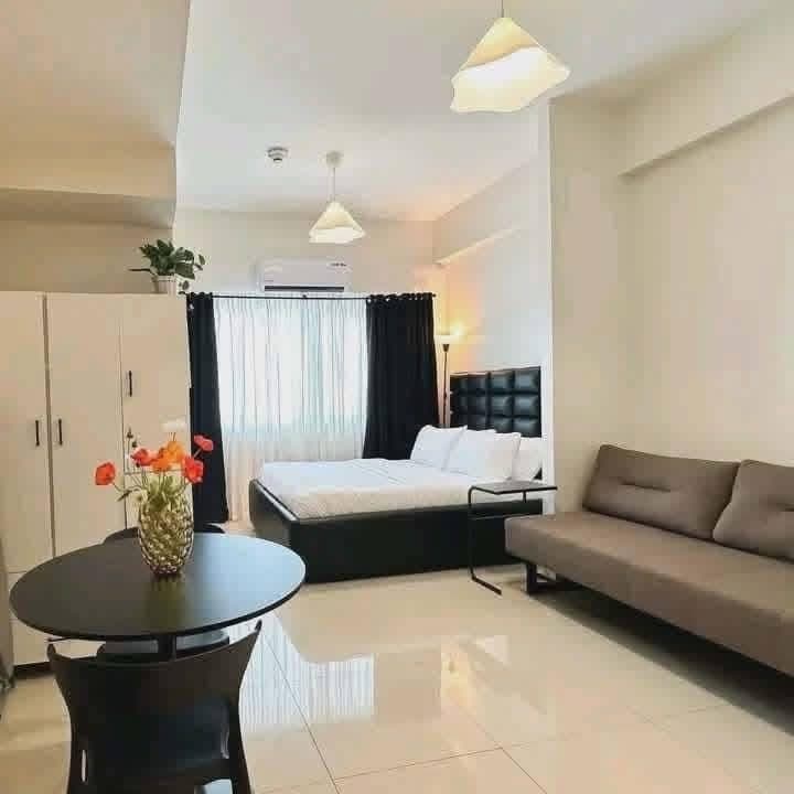 28K MONTHLY‼️1-BEDROOM CONDO UNIT 100 WEST MAKATI - photo 4