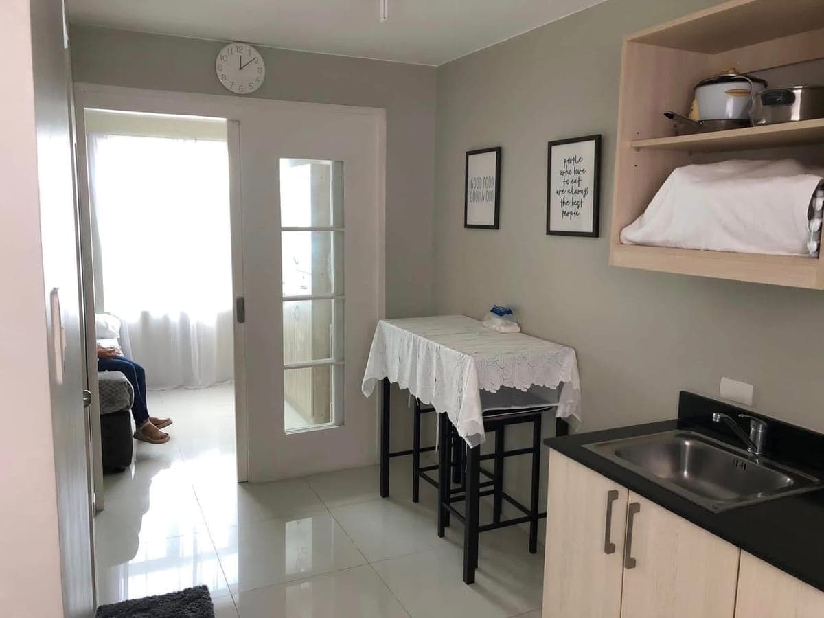 For Rent: - photo 1