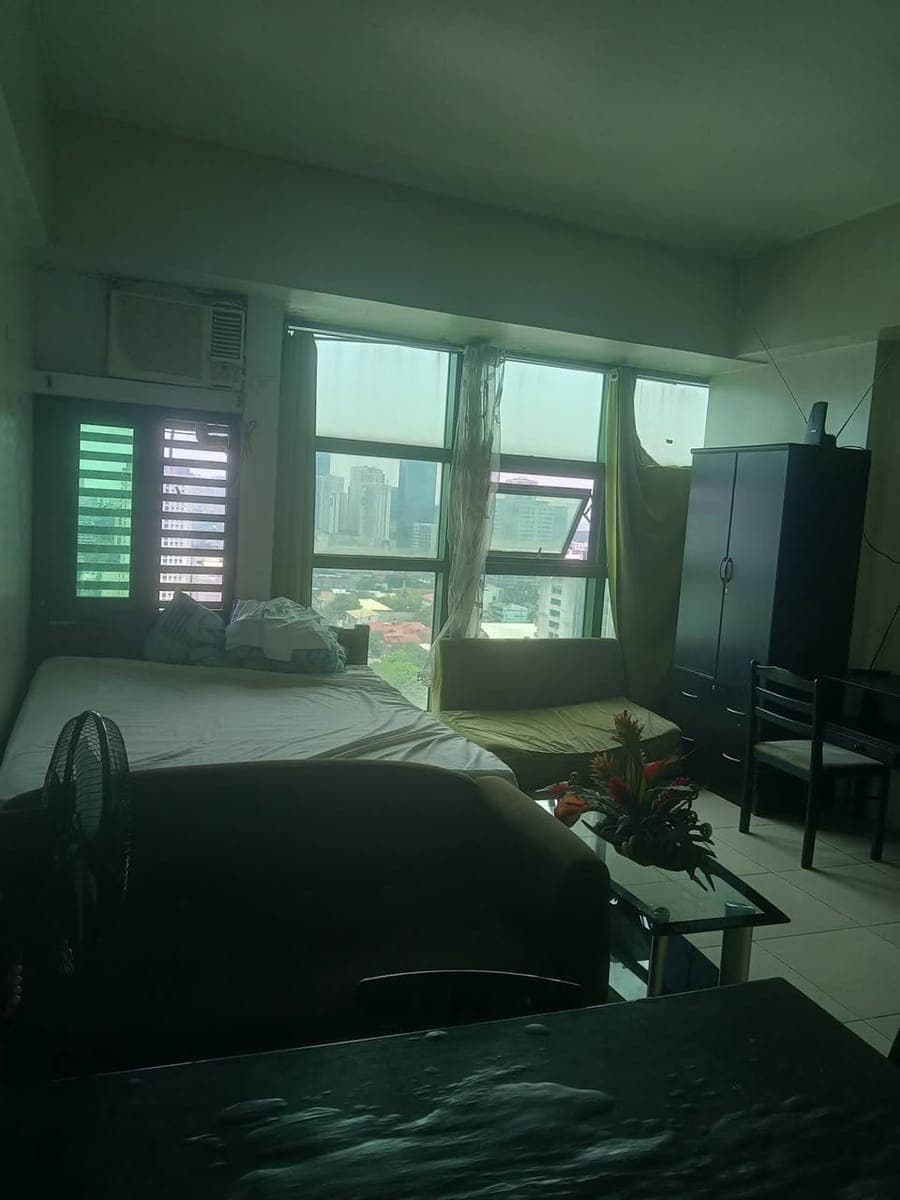 For rent, furnished studio unit at Symphony tower1 Timog-Sgt Esguerra QC near GMA7  MRT East Av - photo 2