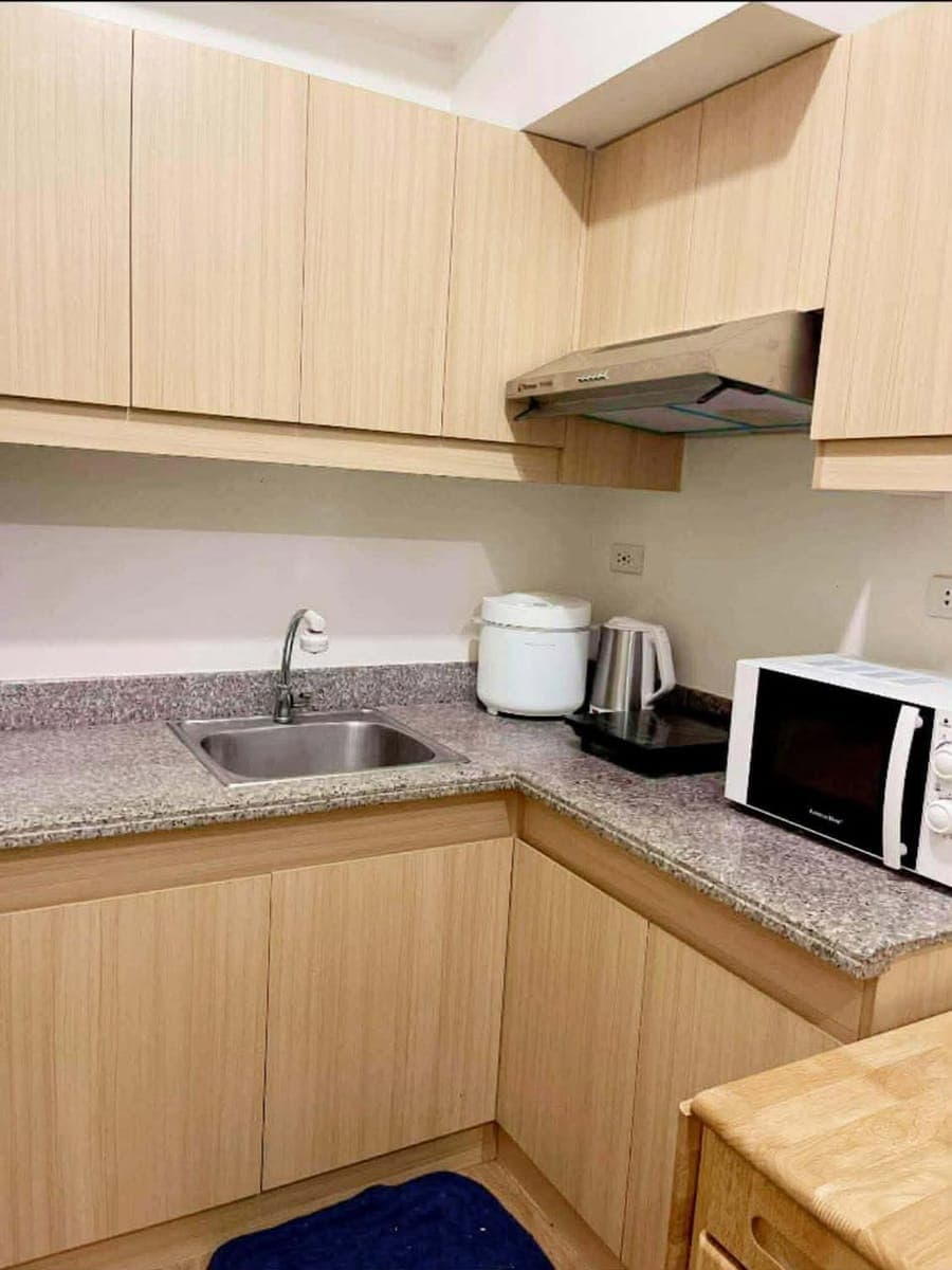 CONDO UNIT FOR RENT - photo 3