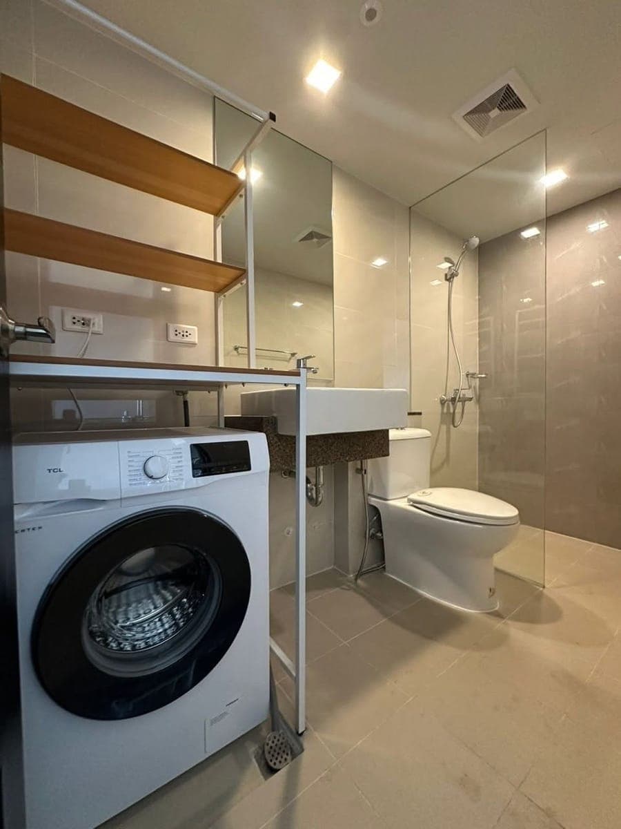 **FOR LEASE: Studio Unit at Vion Tower, EDSA cor. Chino Roces, Makati City** - photo 1