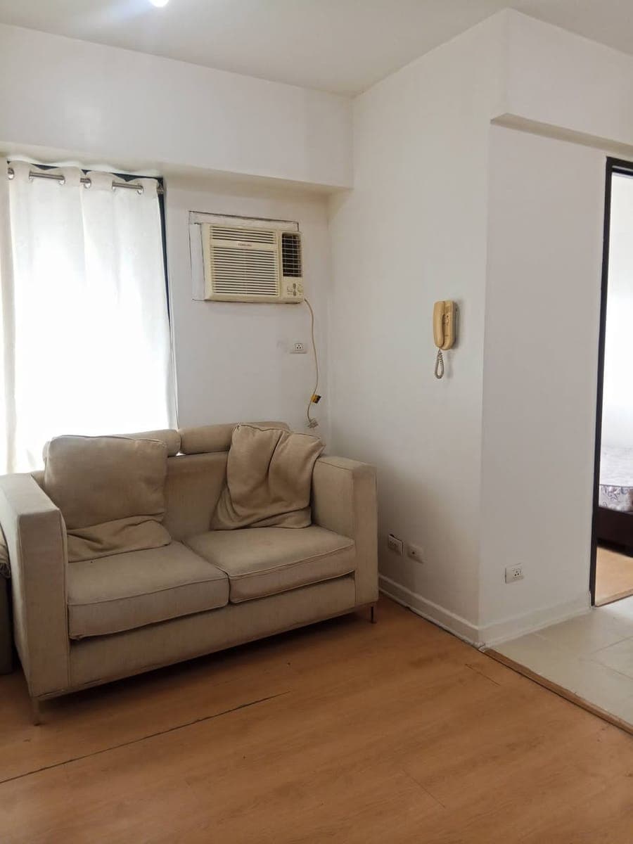 Here's an appealing rental advertisement you can post: - photo 3
