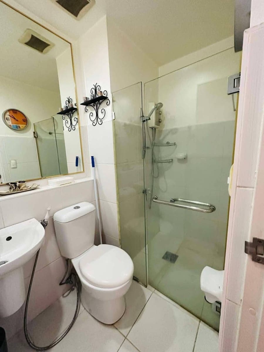 🏙️ FOR RENT – The Linear Tower 1, Makati City 🏙️ - photo 5