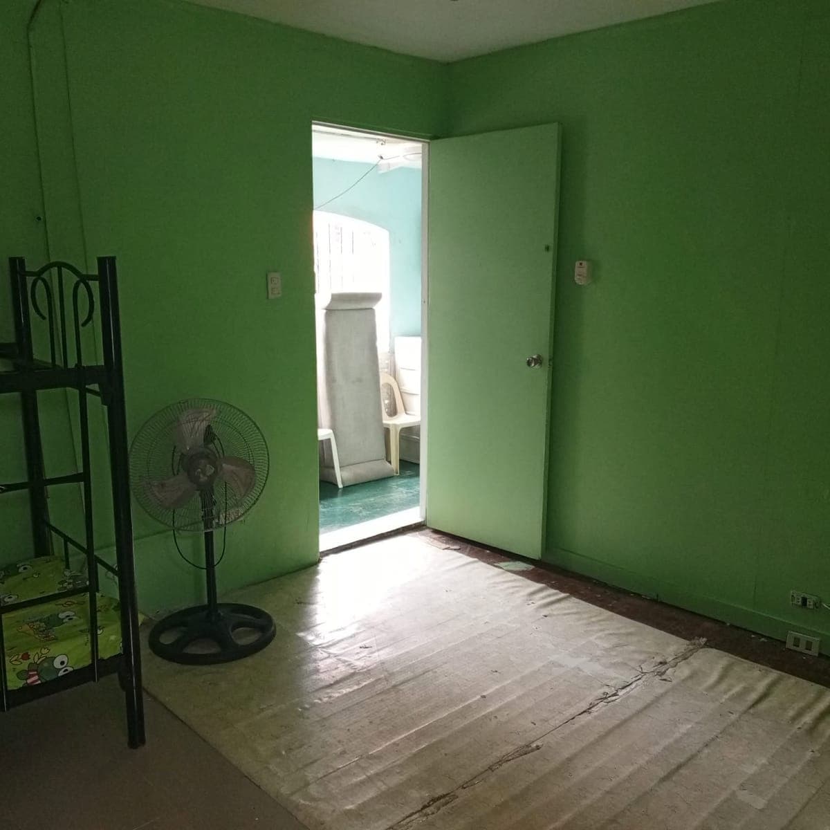 Big Room/Studio For rent. - photo 2