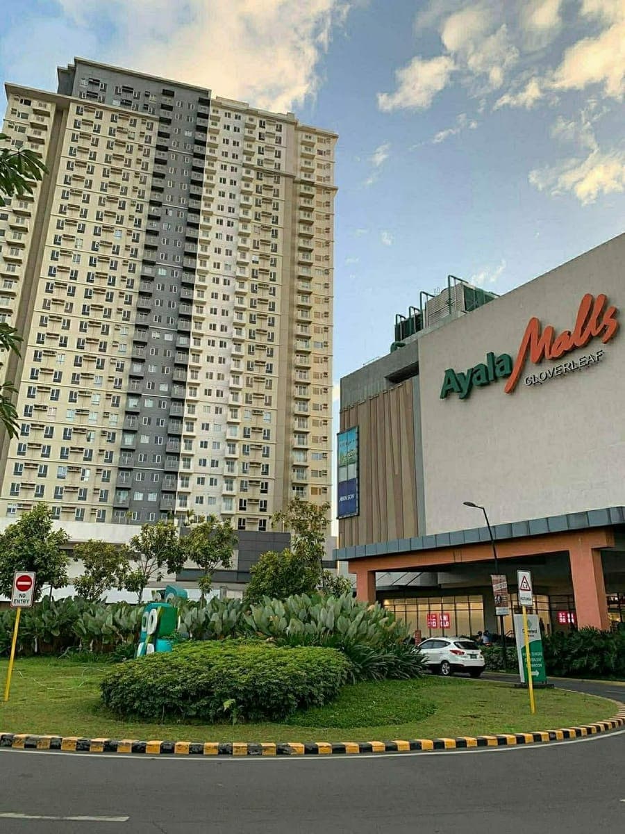 FOR RENT  WALKING DISTANCE TO AYALA MALLS CLOVERLEAF - - photo 5