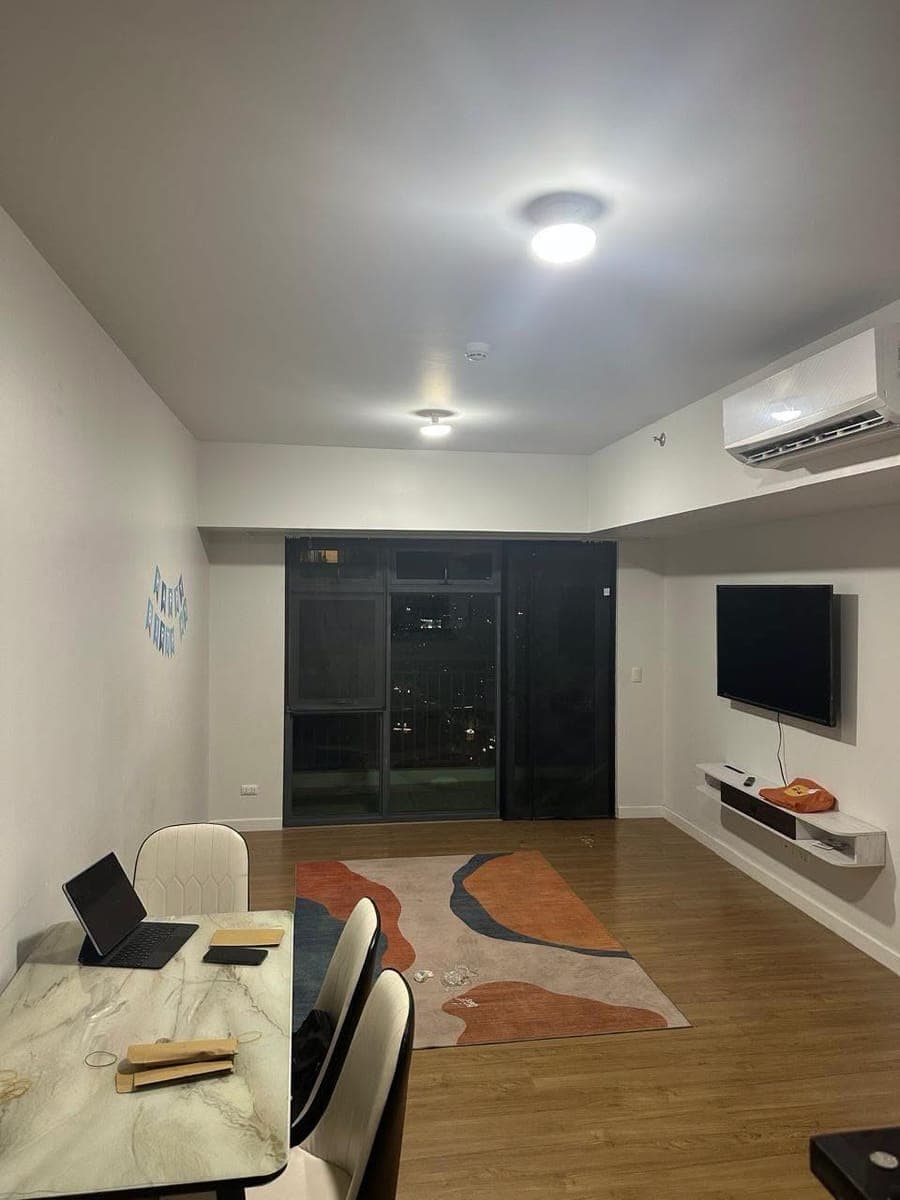 # FOR RENT - photo 1
