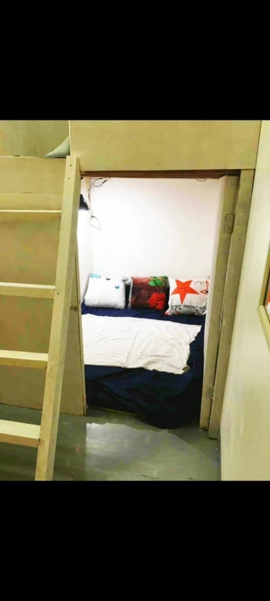 ♥️BEDSPACER CAPSULE ROOM♥️ - photo 4