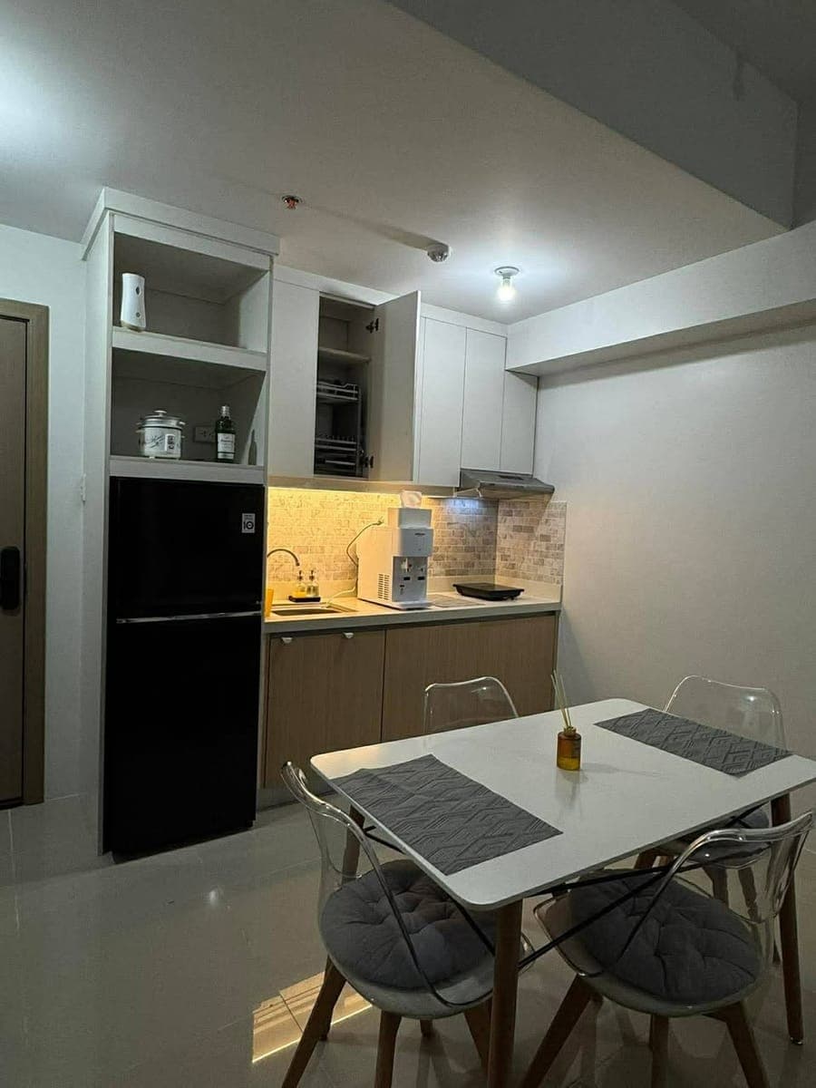 Available RFO 1BR 2BR Parking Loftable habol sa promo discount TSP 15 % SPOT DP 3 % (parking with bundle unit 5 % - photo 5