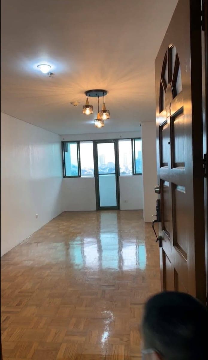 🏢 CONDO FOR SALE/ FOR RENT | PROJECT 4, QUEZON CITY - photo 1
