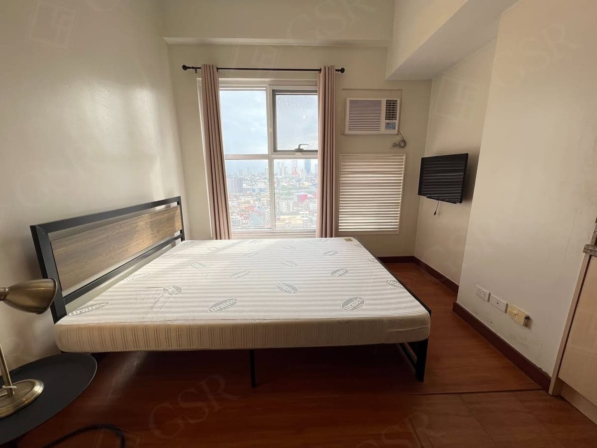 **Fully Furnished Studio Unit For Lease at Paseo De Roces ** - photo 2