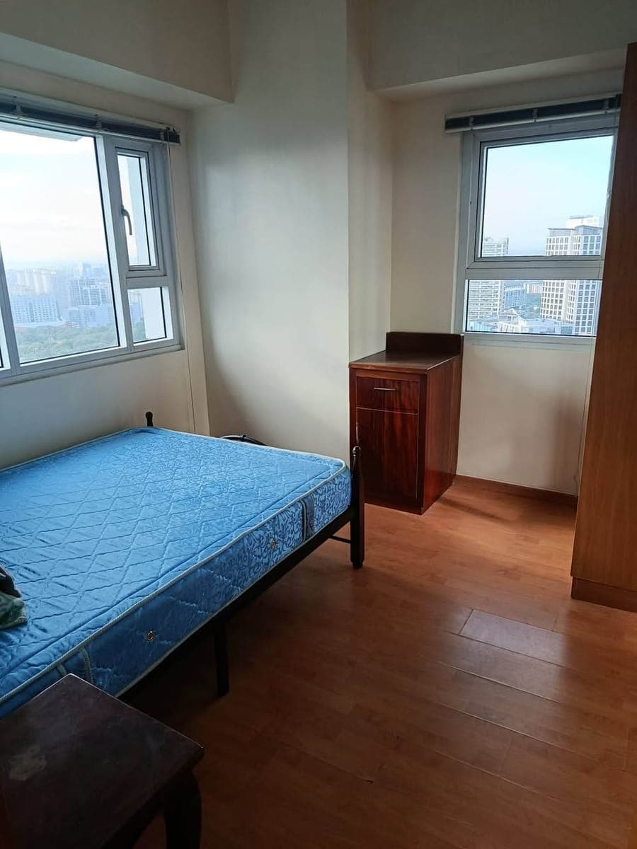 2BEDROOM UNIT FOR RENT IN TRION TOWER 1 BGC - photo 4