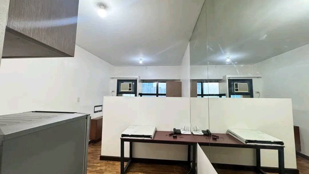 FOR LEASE: The Oriental Place Makati (Chino Roces Ave) - photo 4