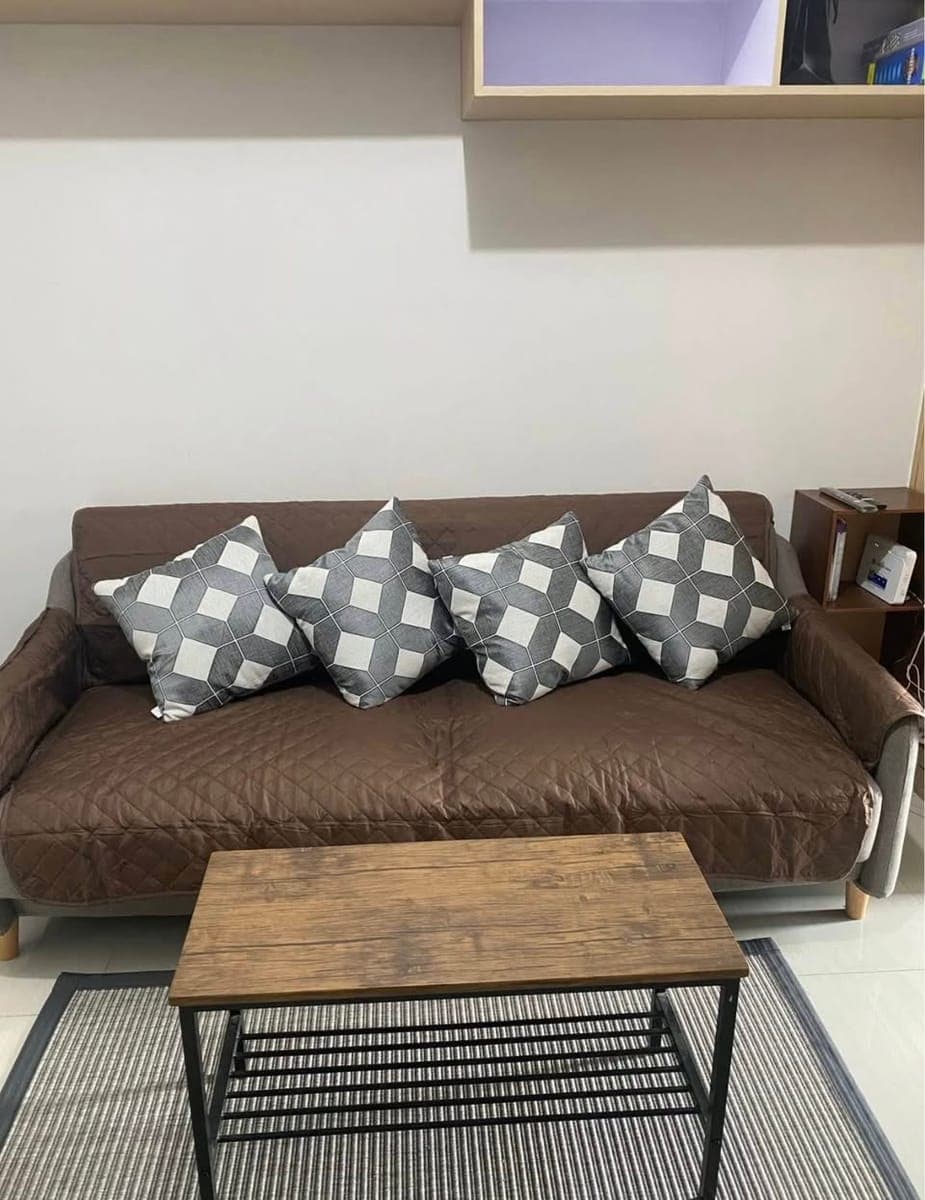 FOR RENT: ₱20,000/month. | Inclusive dues & Wifi - photo 1