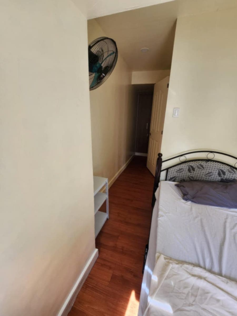 CONDO FOR RENT/LEASED - photo 2